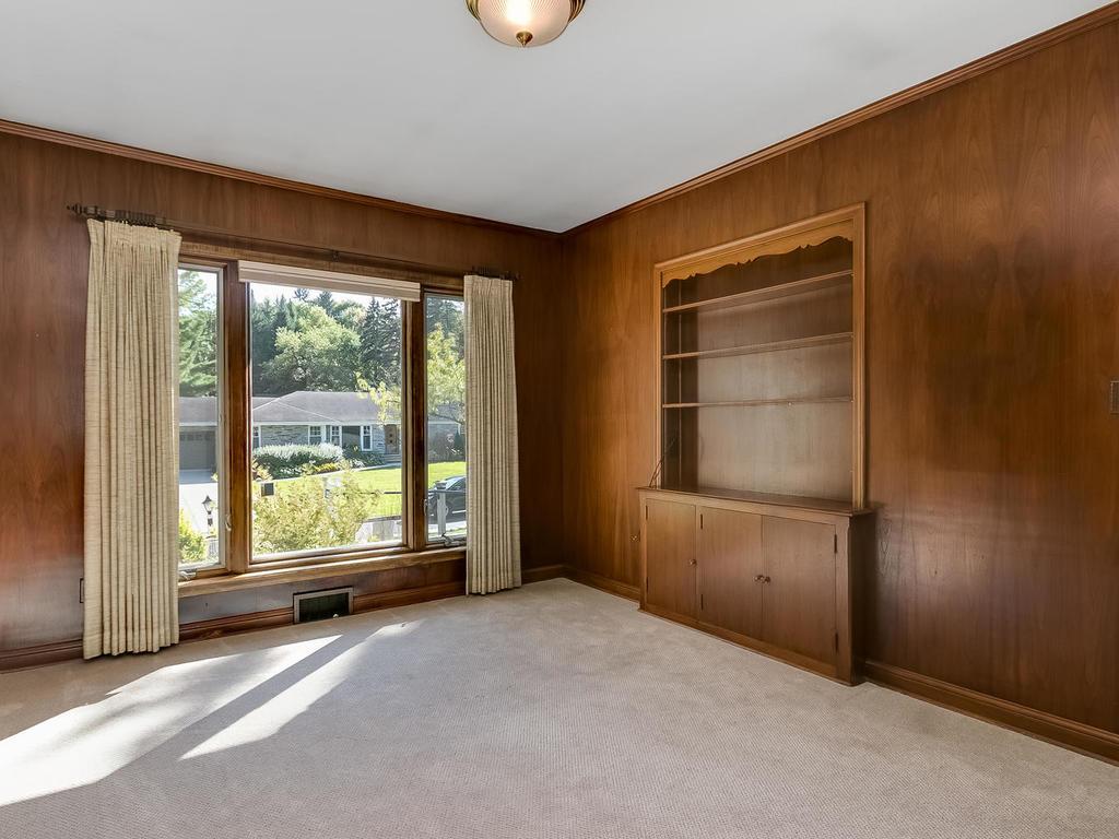 5224 Hollywood Road Edina, MN 55436 - Photo 10 of 16