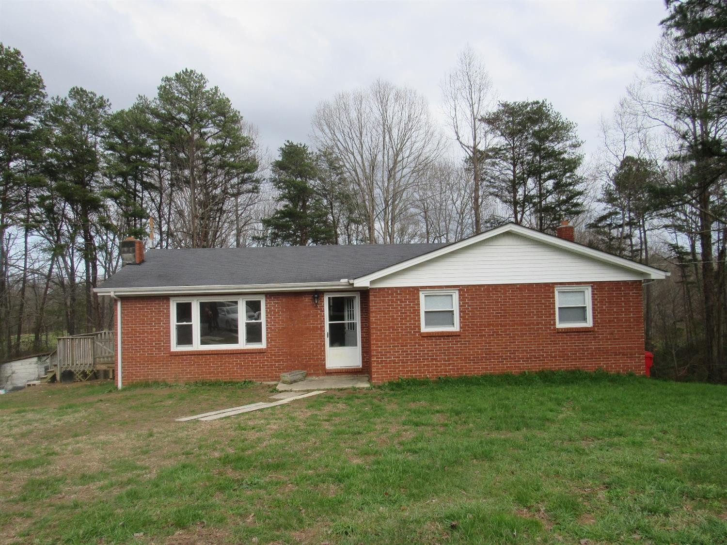 1096 Roy Dugger Road London, KY 40741 - Photo 1 of 5 Photo 1