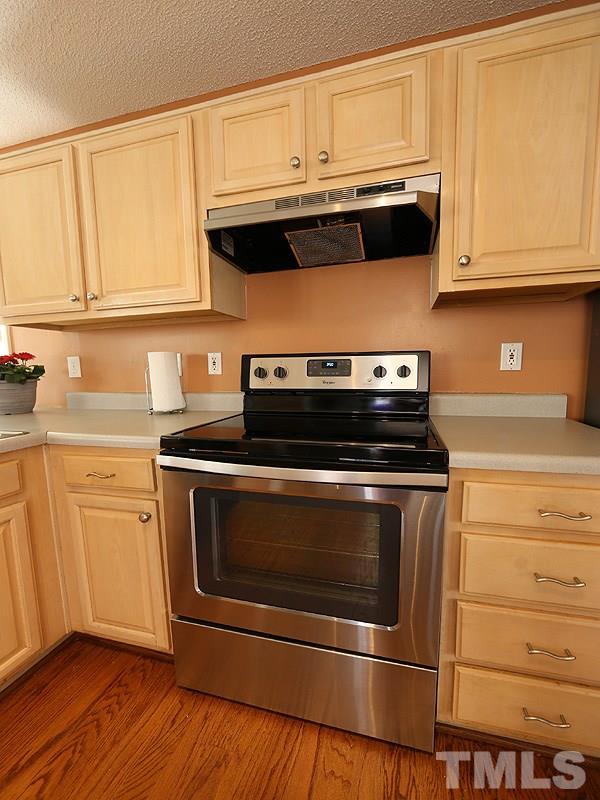9428 Tweeds Mill Road Raleigh, NC 27617 - Photo 9 of 25