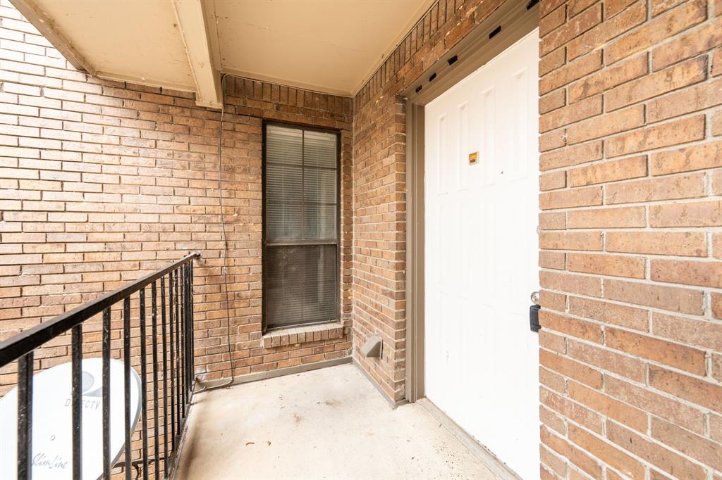 4552 Chaha Road, Unit 205 Garland, TX 75043 - Photo 4 of 24