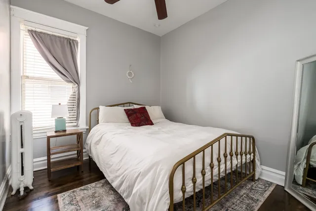 $2,650 | 917 Wenonah Avenue, Unit 2, Oak Park, IL 60304