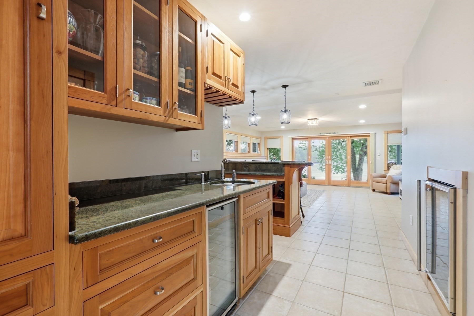 89 Dunstable Road Westford, MA 01886 - Photo 23 of 39 Gallery Image 23
