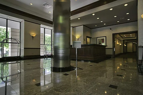 $639,000 | 200 Rector Place, Unit 6V | Battery Park City