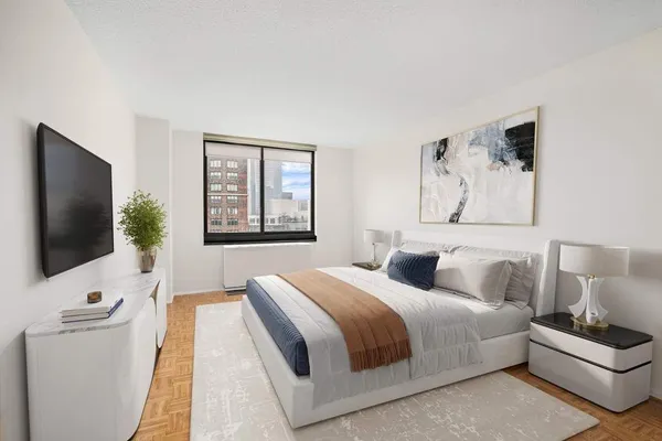 $639,000 | 200 Rector Place, Unit 6V | Battery Park City