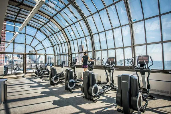 $639,000 | 200 Rector Place, Unit 6V | Battery Park City