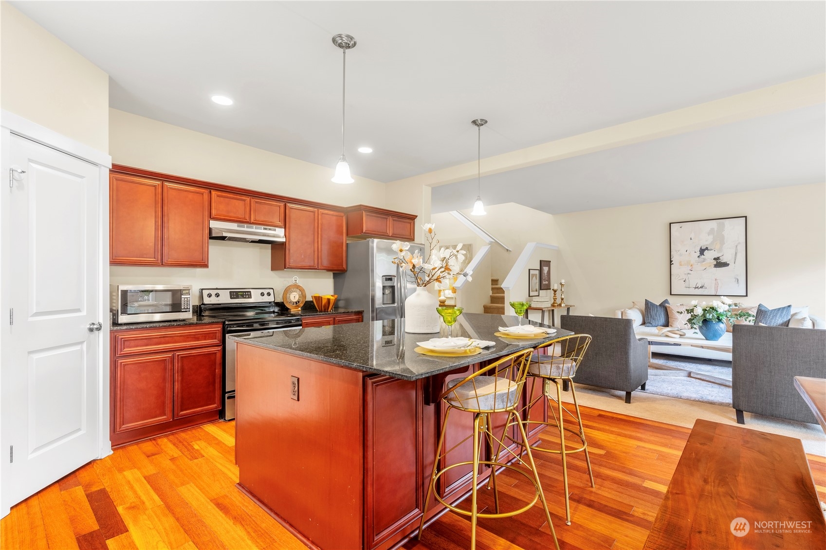 633 Ilwaco Place Northeast Renton, WA 98059 - Photo 13 of 30 Gallery Image 13