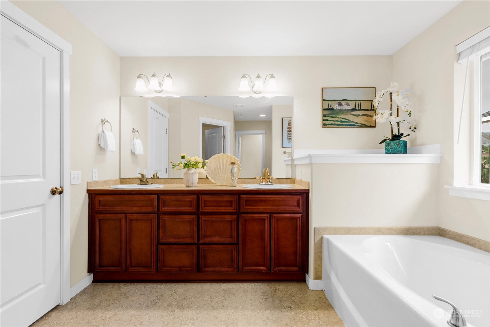 633 Ilwaco Place Northeast Renton, WA 98059 - Photo 21 of 30 Gallery Image 21