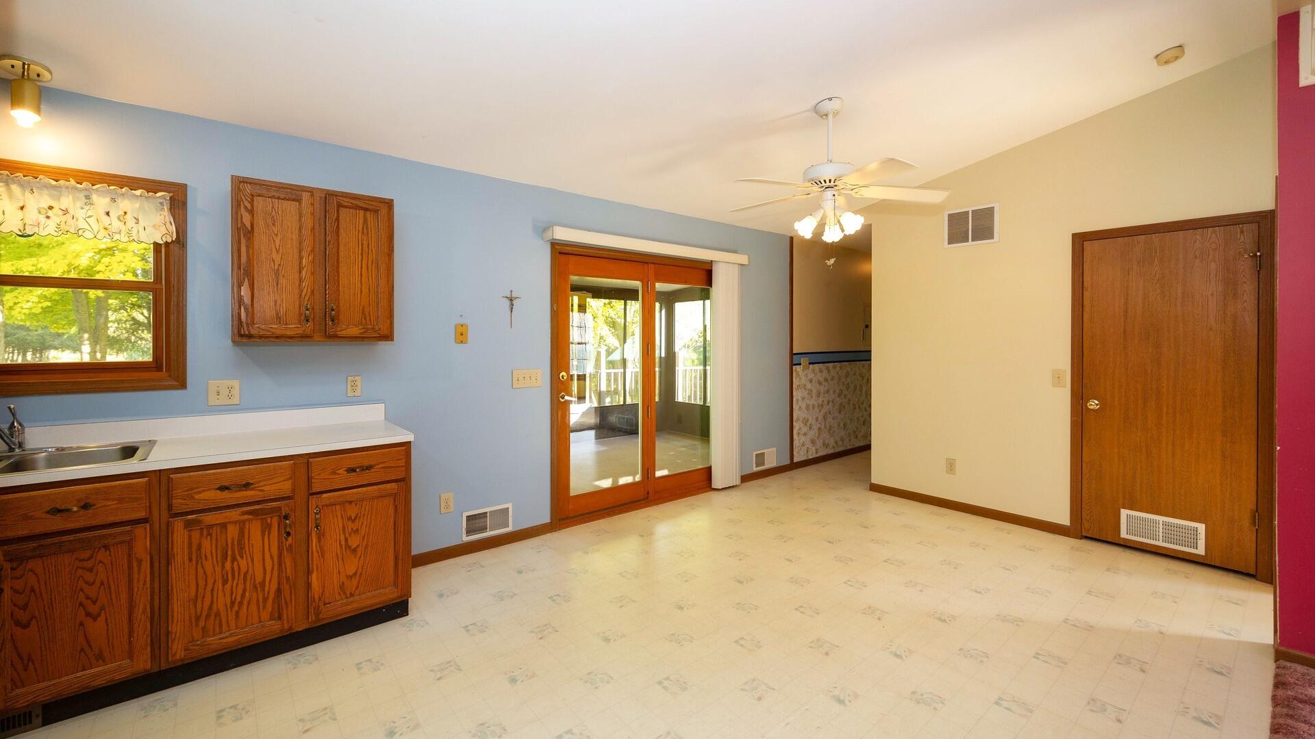 11725 Hardcastle Road Brooklyn, MI 49230 - Photo 26 of 63 00__24