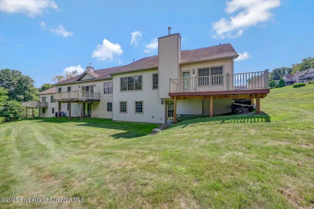 $424,900 | 150 Grandview Drive, Tunkhannock, PA 18657