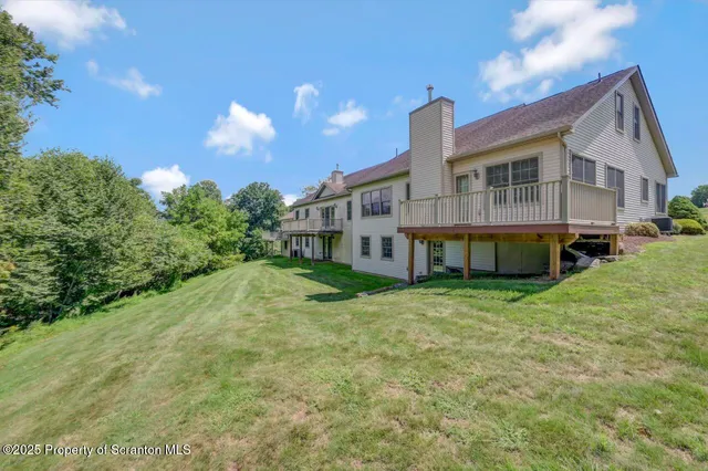 $424,900 | 150 Grandview Drive, Tunkhannock, PA 18657