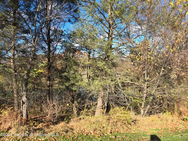 $424,900 | 150 Grandview Drive, Tunkhannock, PA 18657