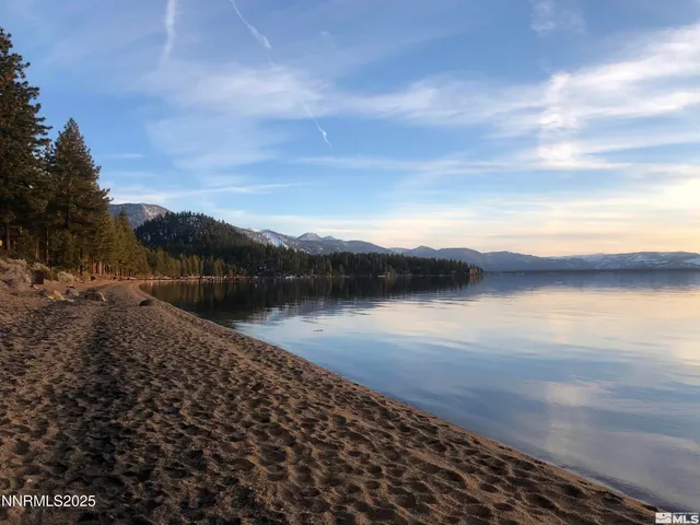 a side view of a street