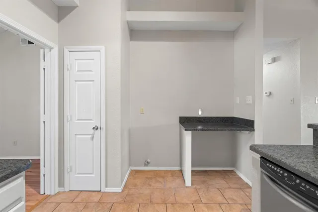 $2,150 | 3018 Hilltop Drive, Euless, TX 76039