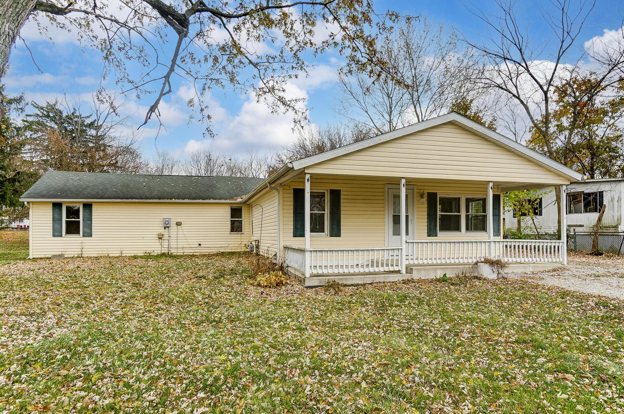 2194 Smeltzer Road Marion, OH 43302 - Photo 2 of 42 002
