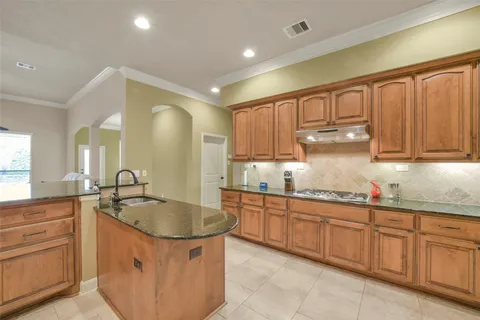 $685,000 | 21214 Redcrest Manor Drive, Richmond, TX 77406