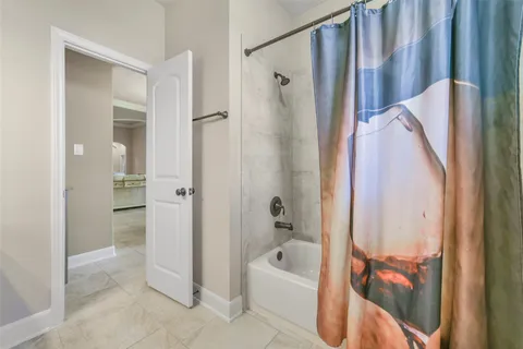 $685,000 | 21214 Redcrest Manor Drive, Richmond, TX 77406