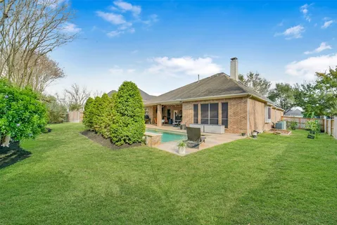 $685,000 | 21214 Redcrest Manor Drive, Richmond, TX 77406