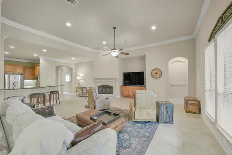 $685,000 | 21214 Redcrest Manor Drive, Richmond, TX 77406