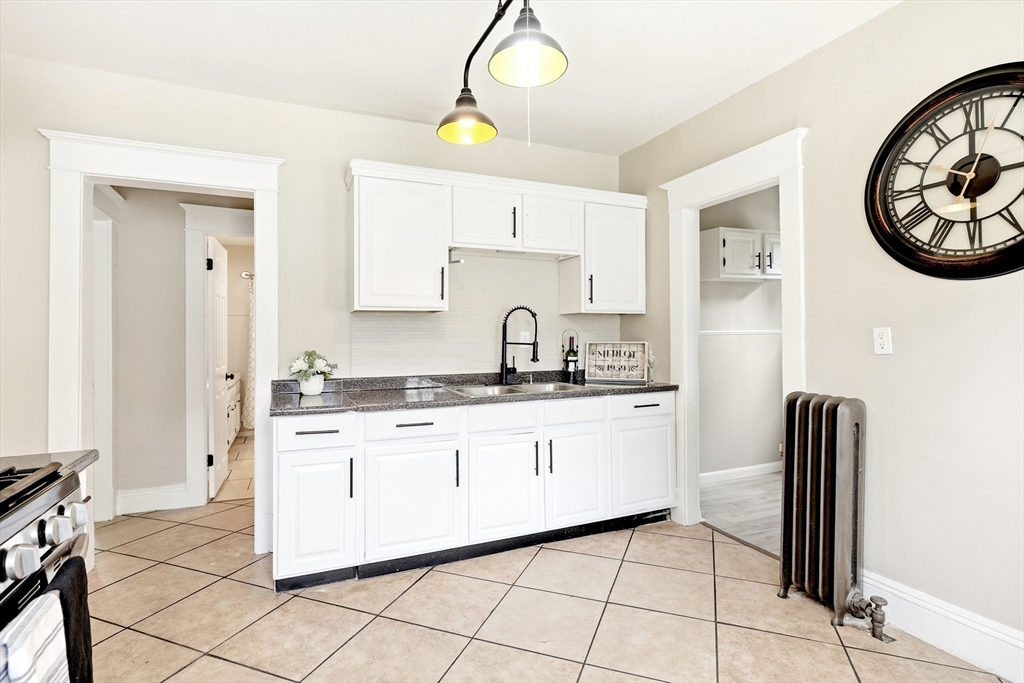 341-343 White Street Springfield, MA 01108 - Photo 2 of 27
