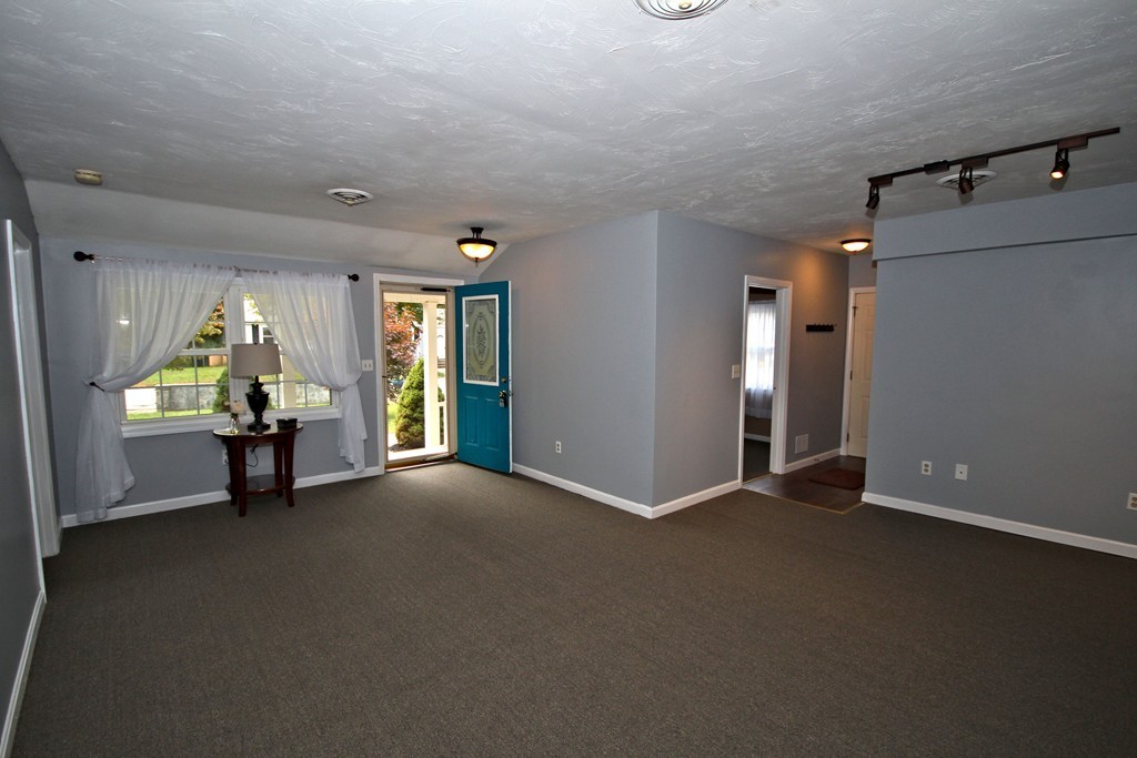 40 Reeds Lane Holbrook, MA 02343 - Photo 14 of 20 Gallery Image 14