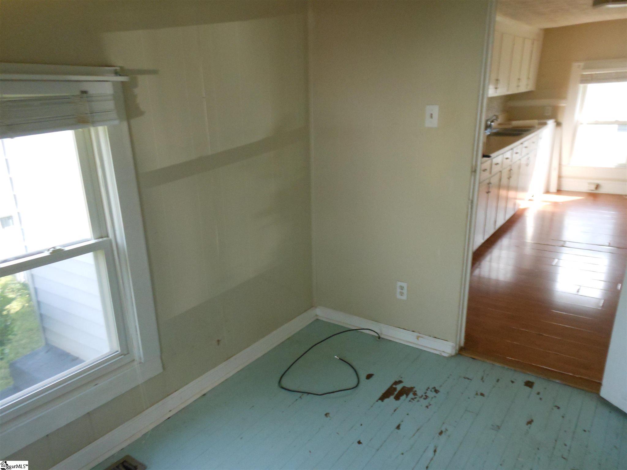 105 1st Street Fountain Inn, SC 29644 - Photo 7 of 9
