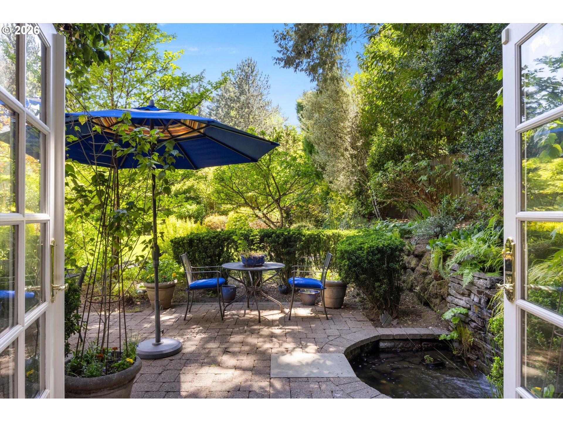 6316 Southwest Canby Street Portland, OR 97219 - Photo 12 of 43