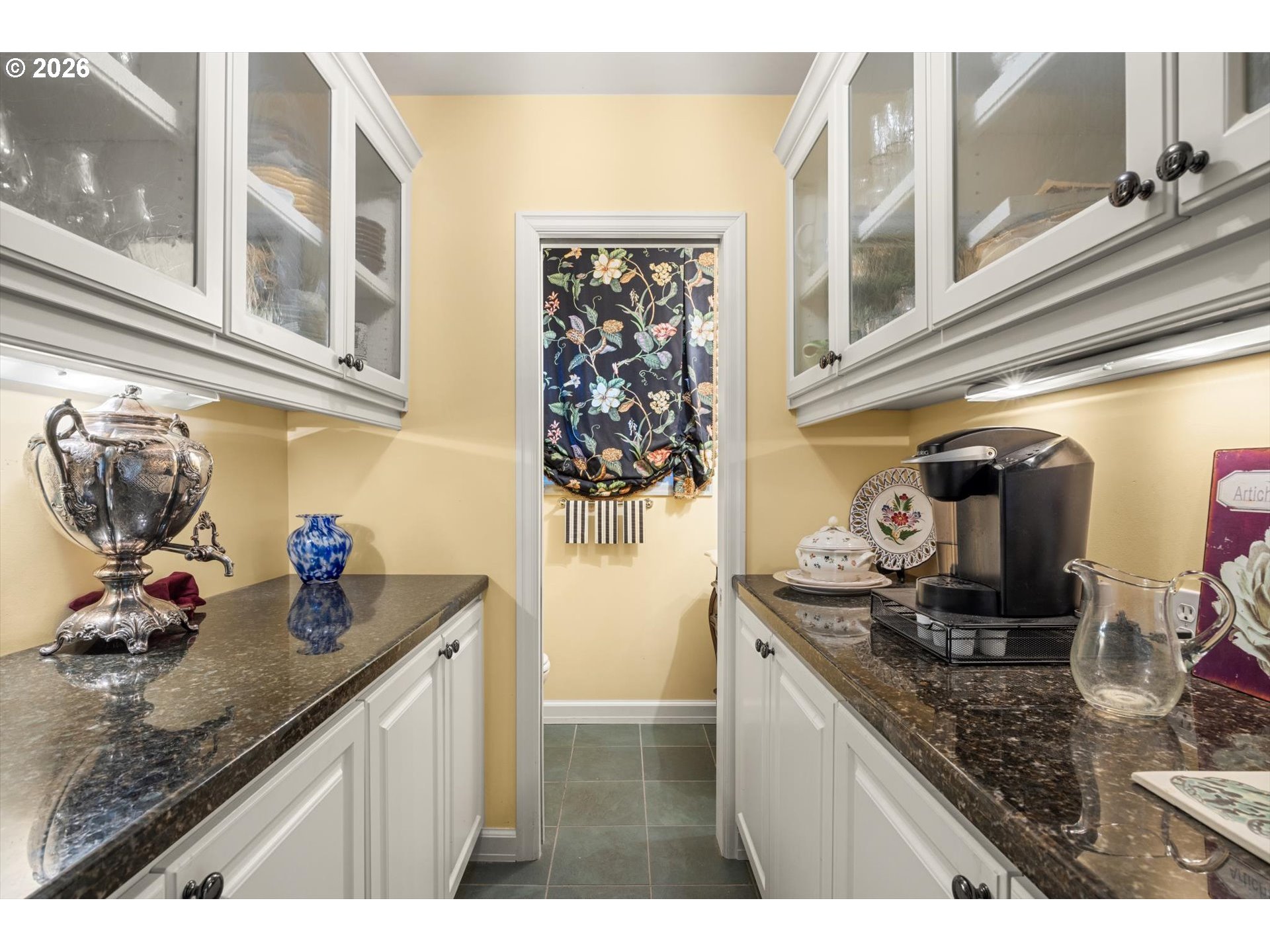 6316 Southwest Canby Street Portland, OR 97219 - Photo 29 of 43