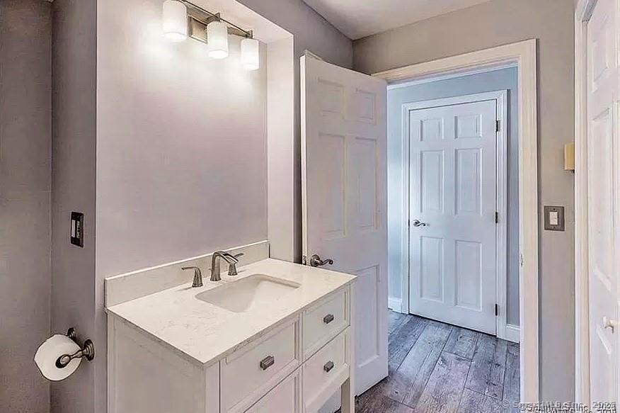 121 Lewis Road Trumbull, CT 06611 - Photo 13 of 29