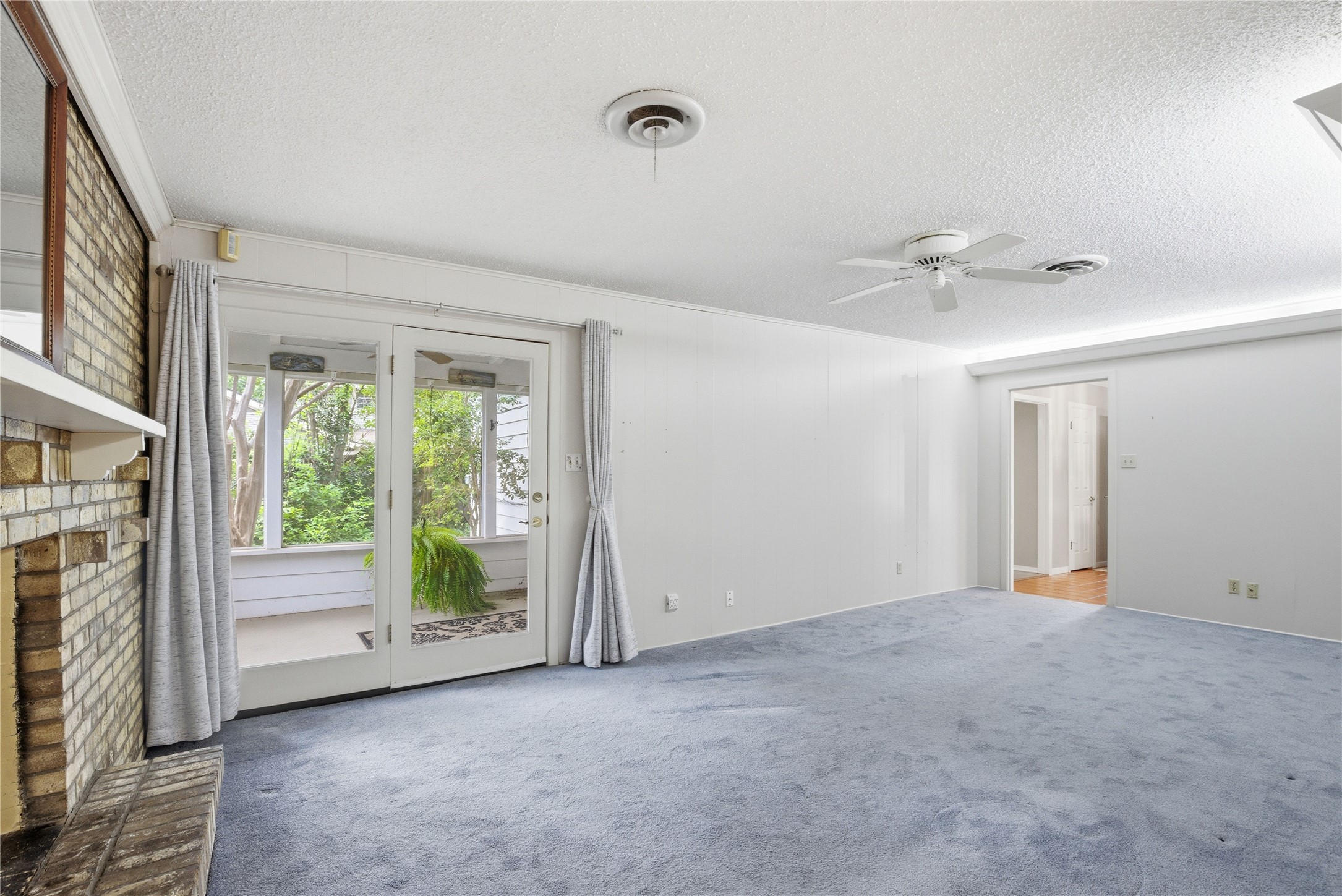 2902 Dover Place Austin, TX 78757 - Photo 5 of 12