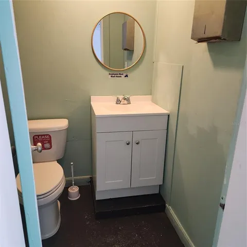 $1,750 | 227 West Beresford Avenue, Deland, FL 32720