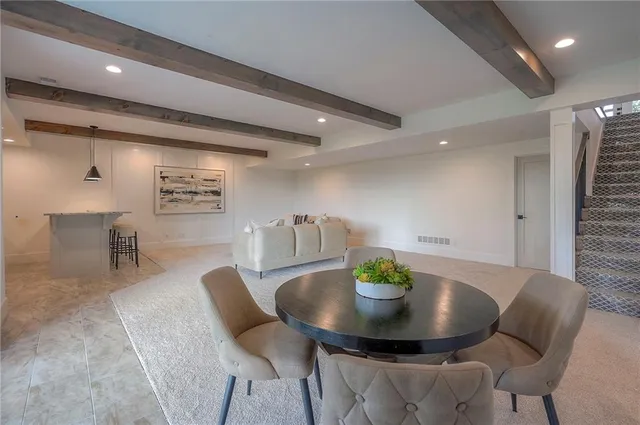 $1,095,000 | 565 South Shore Drive, Lake Winnebago, MO 64034