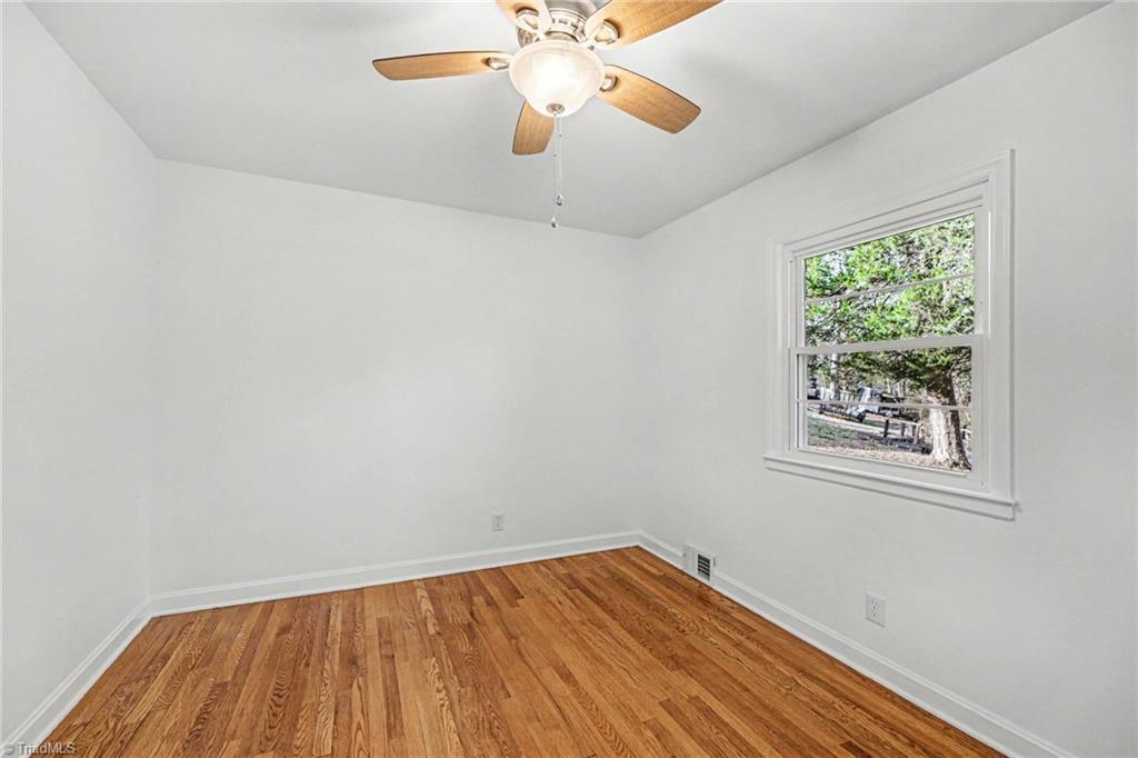 3603 Rolling Road High Point, NC 27265 - Photo 16 of 28