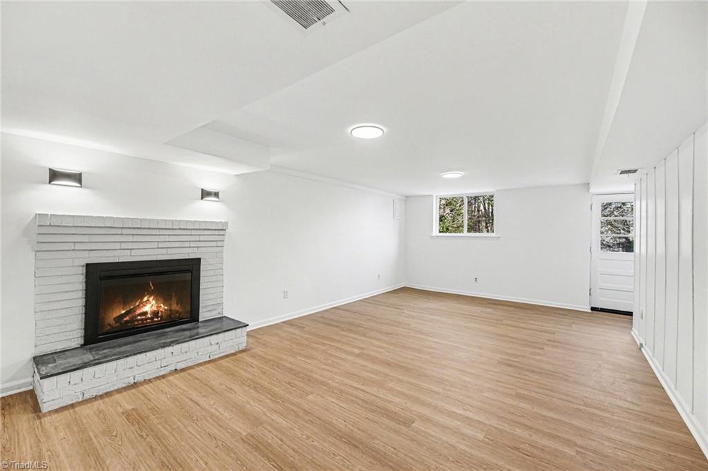 3603 Rolling Road High Point, NC 27265 - Photo 10 of 28