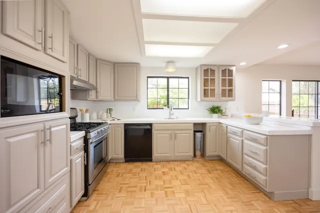 $1,649,000 | 371 Granelli Avenue, Half Moon Bay, CA 94019