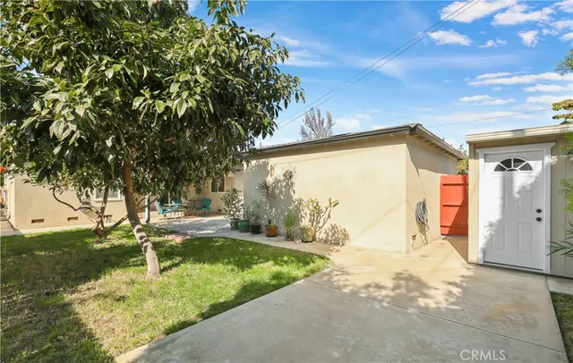 $920,000 | 405 South Devon Road, Orange, CA 92868