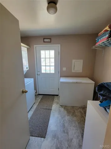 $130,000 | 911 North Sunset Drive, Pinckneyville, IL 62274