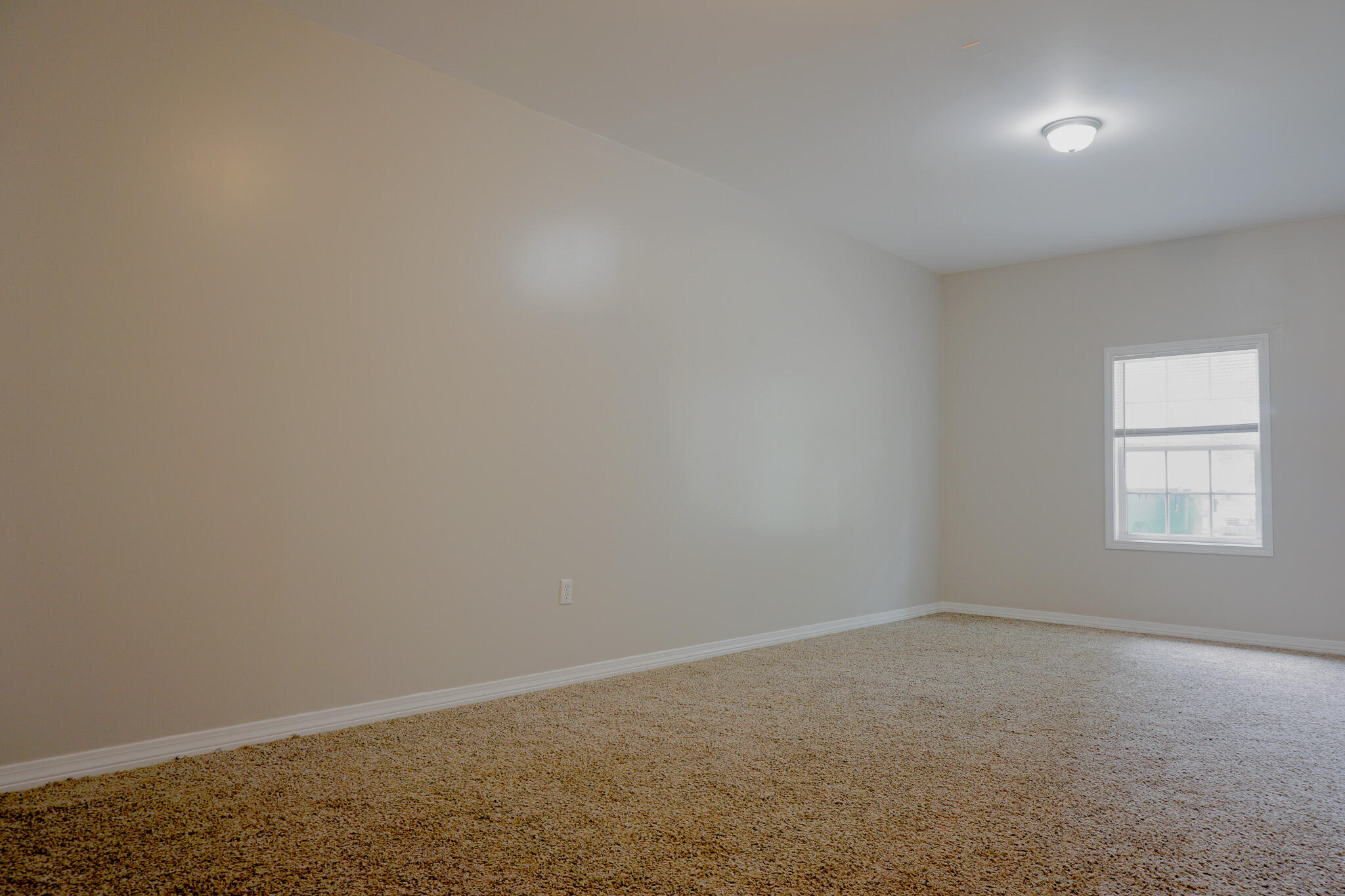 6115 Willow Lane North Crestview, FL 32539 - Photo 21 of 29 an empty room with a window