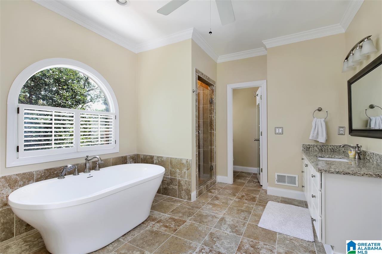 406 Woodward Road Trussville, AL 35173 - Photo 19 of 38