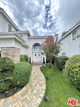 $1,165,000 | 23604 Sunderland Court, Valencia, CA 91354