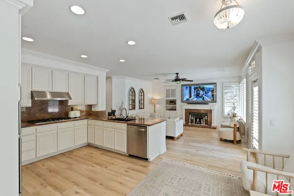 $1,165,000 | 23604 Sunderland Court, Valencia, CA 91354