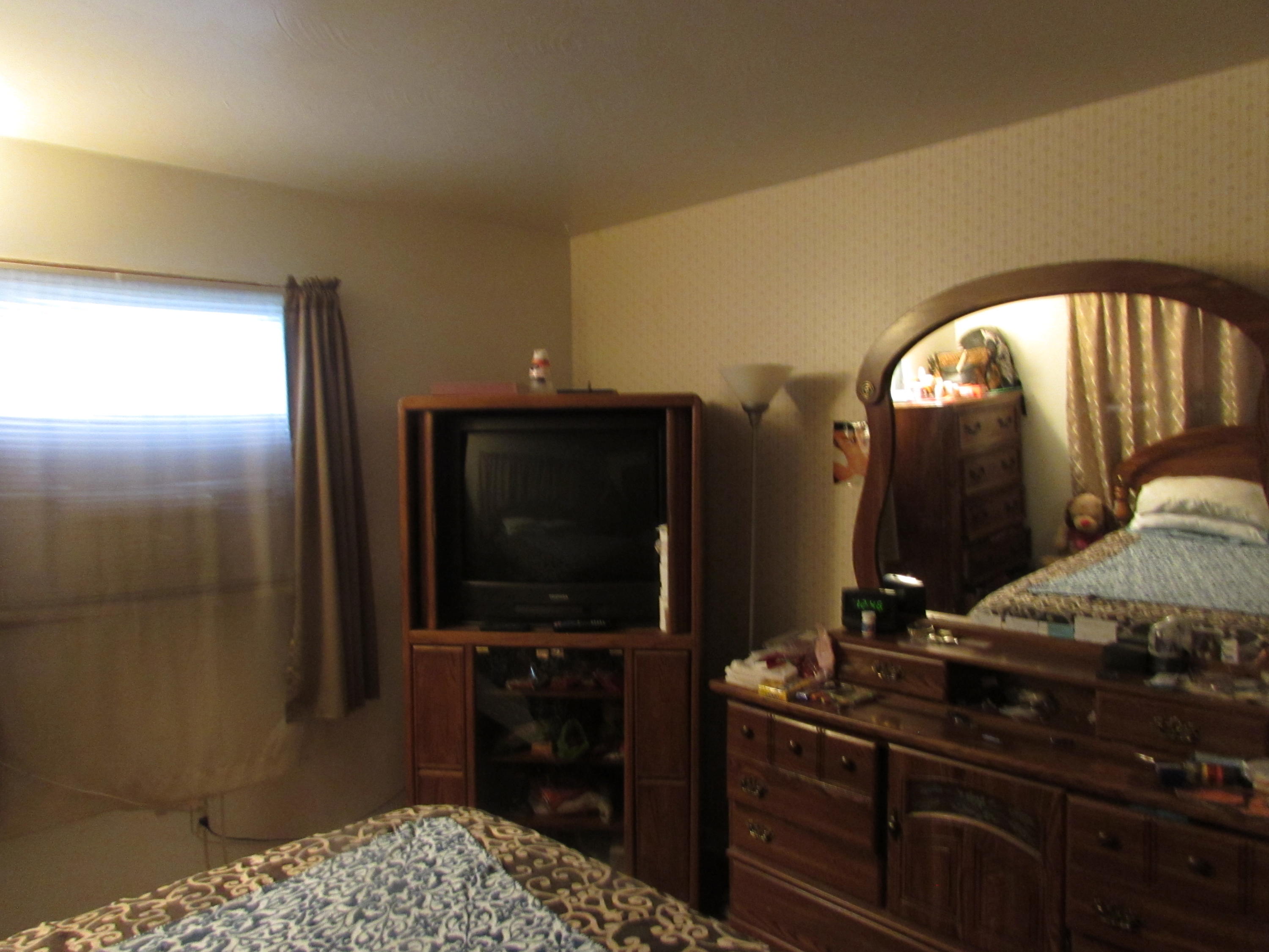 327 North 27th Street Springfield, MI 49037 - Photo 8 of 14 IMG_6391