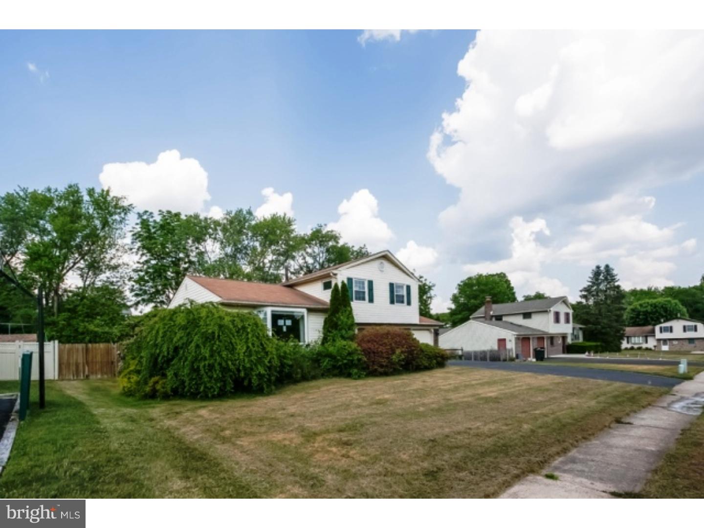 1531 Windmill Road Warminster, PA 18974 - Photo 4 of 20 Gallery Image 4