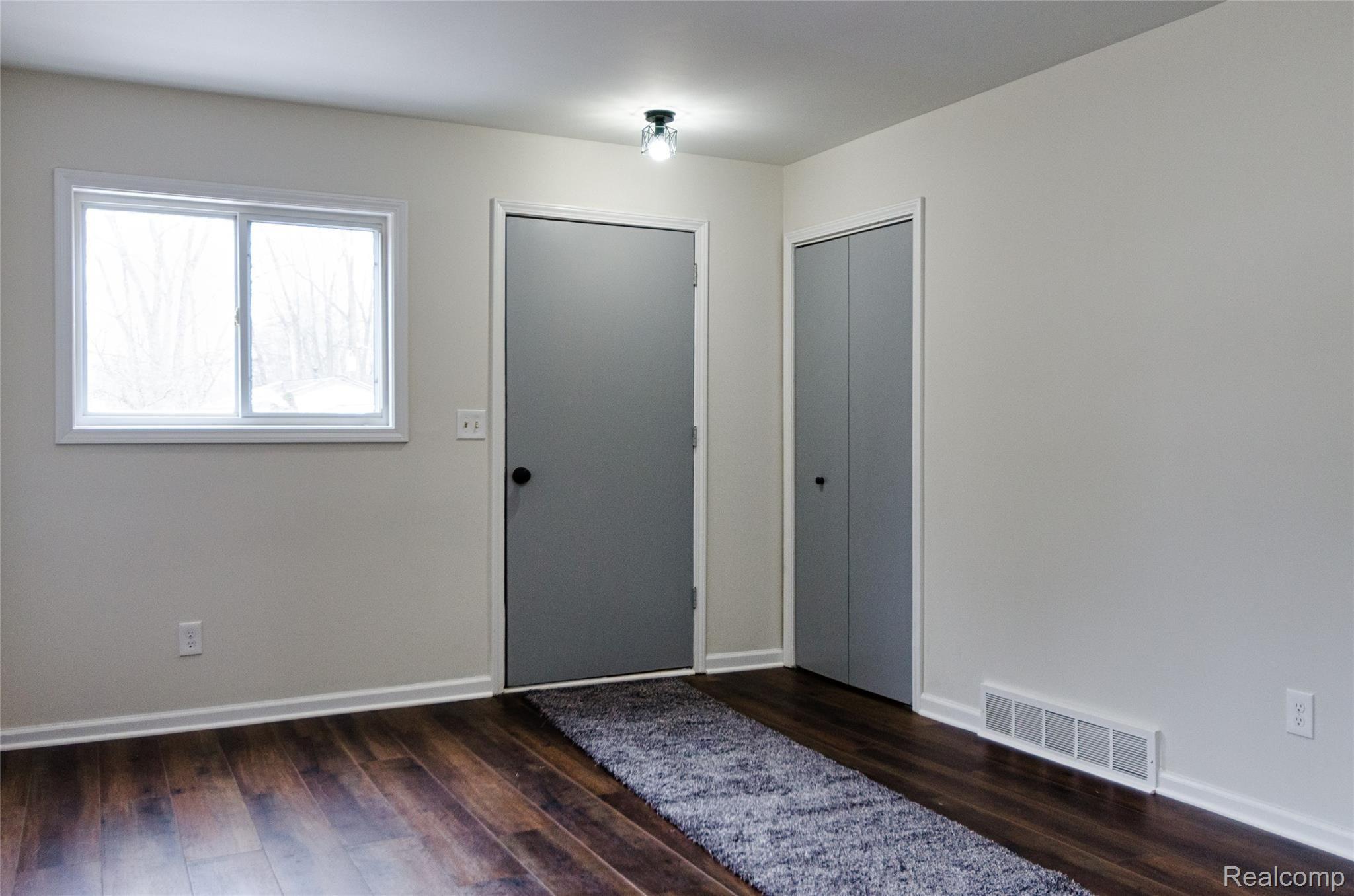 4040 Gleason Road Waterford, MI 48329 - Photo 17 of 31 4040 Gleason-37.jpg