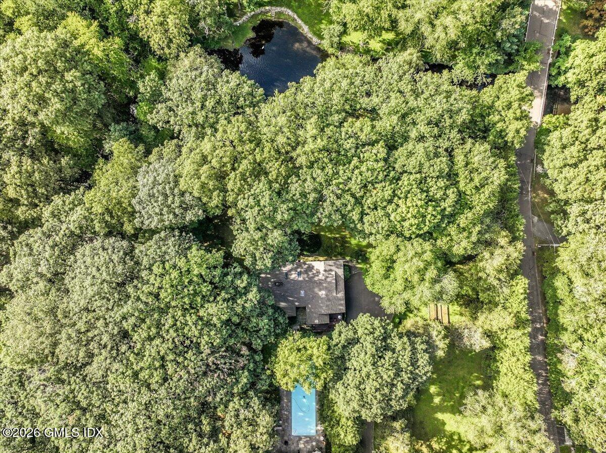 69 Studio Road Stamford, CT 06903 - Photo 35 of 35 Aerial view of the property
