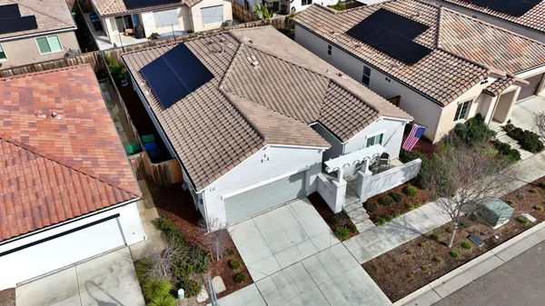 $469,500 | 649 Wood Crest Avenue, Madera, CA 93636