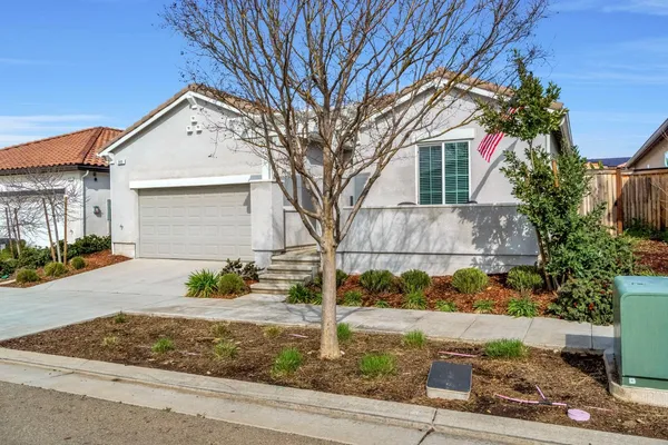 $469,500 | 649 Wood Crest Avenue, Madera, CA 93636