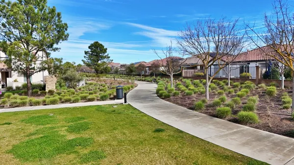 $469,500 | 649 Wood Crest Avenue, Madera, CA 93636