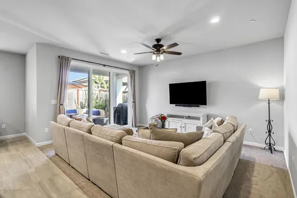 $469,500 | 649 Wood Crest Avenue, Madera, CA 93636