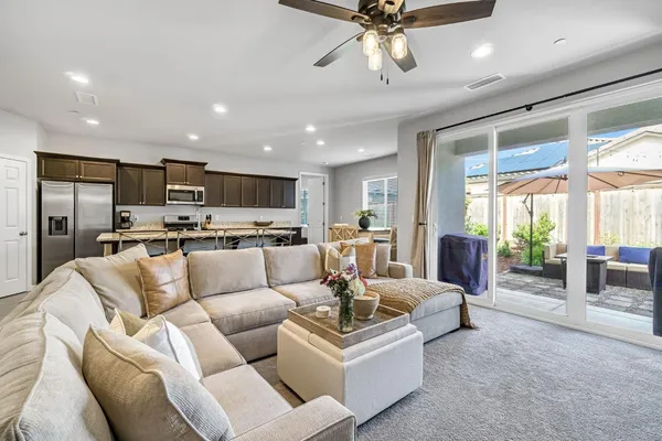 $469,500 | 649 Wood Crest Avenue, Madera, CA 93636