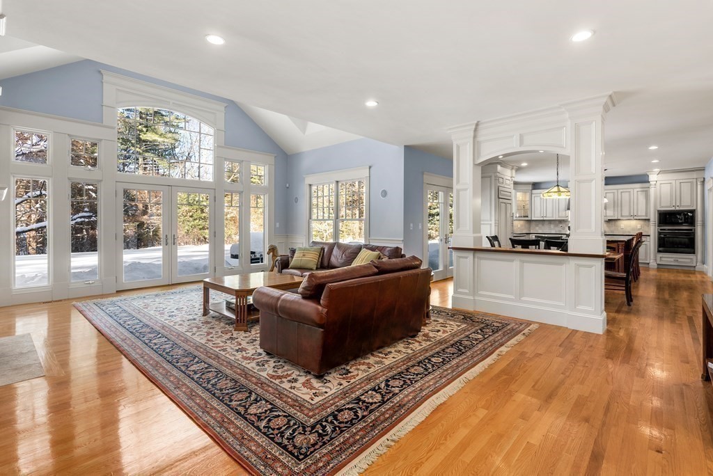 100 Lincoln Road Wayland, MA 01778 - Photo 11 of 32